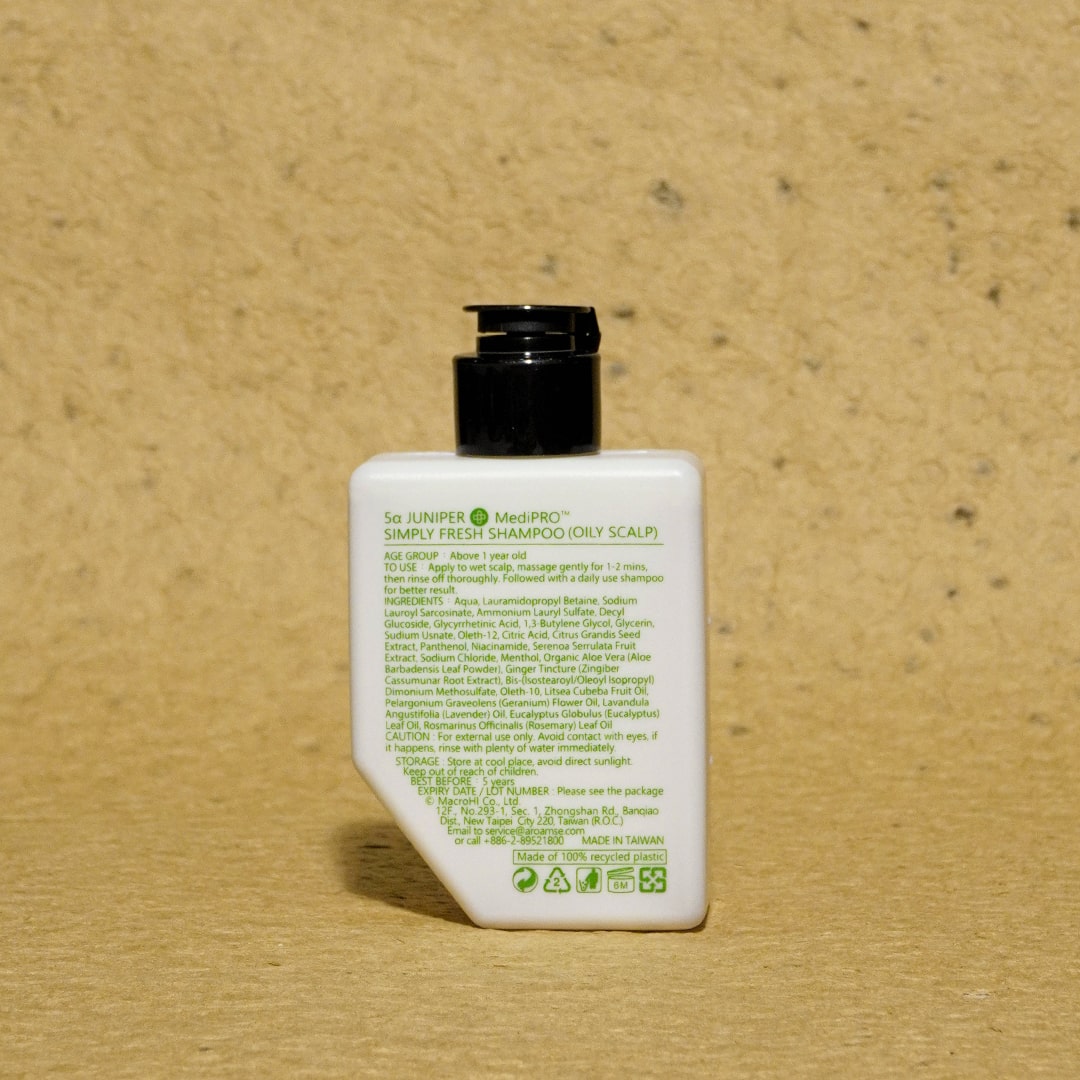 dau-goi-aromase-5α-juniper-medipro-simply-fresh-shampoo-80ml-ngan-gau-giam-viem-da-dau-chuyen-sau (5) DẦU GỘI AROMASE 5Α JUNIPER MEDIPRO SIMPLY FRESH SHAMPOO 80ML: NGĂN GÀU, GIẢM VIÊM DA ĐẦU CHUYÊN SÂU 5