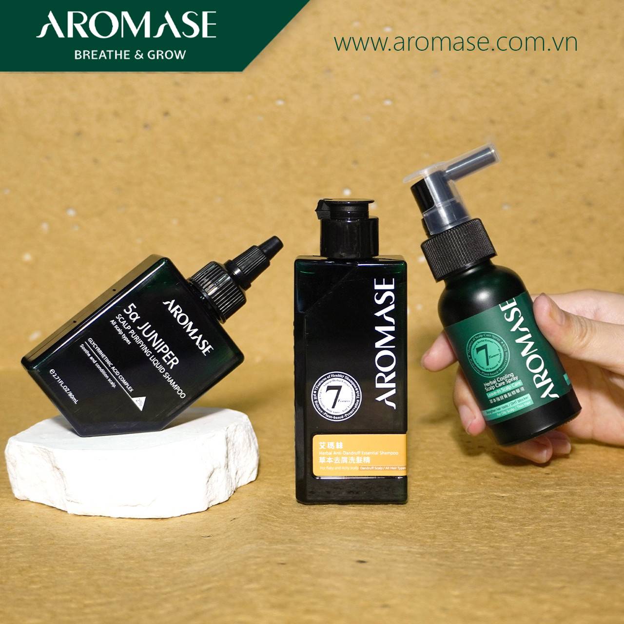 3-buoc-aromase-cho-toc-gau-ngua-dau-nhon-tay-te-bao-chet-dau-goi-xit-duong2 3 BƯỚC AROMASE CHO TÓC GÀU NGỨA, DẦU NHỜN: TẨY TẾ BÀO CHẾT + DẦU GỘI + XỊT DƯỠNG 2